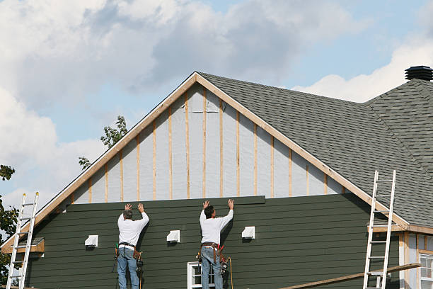 Professional Siding Replacement technician working in Hebron, OH
